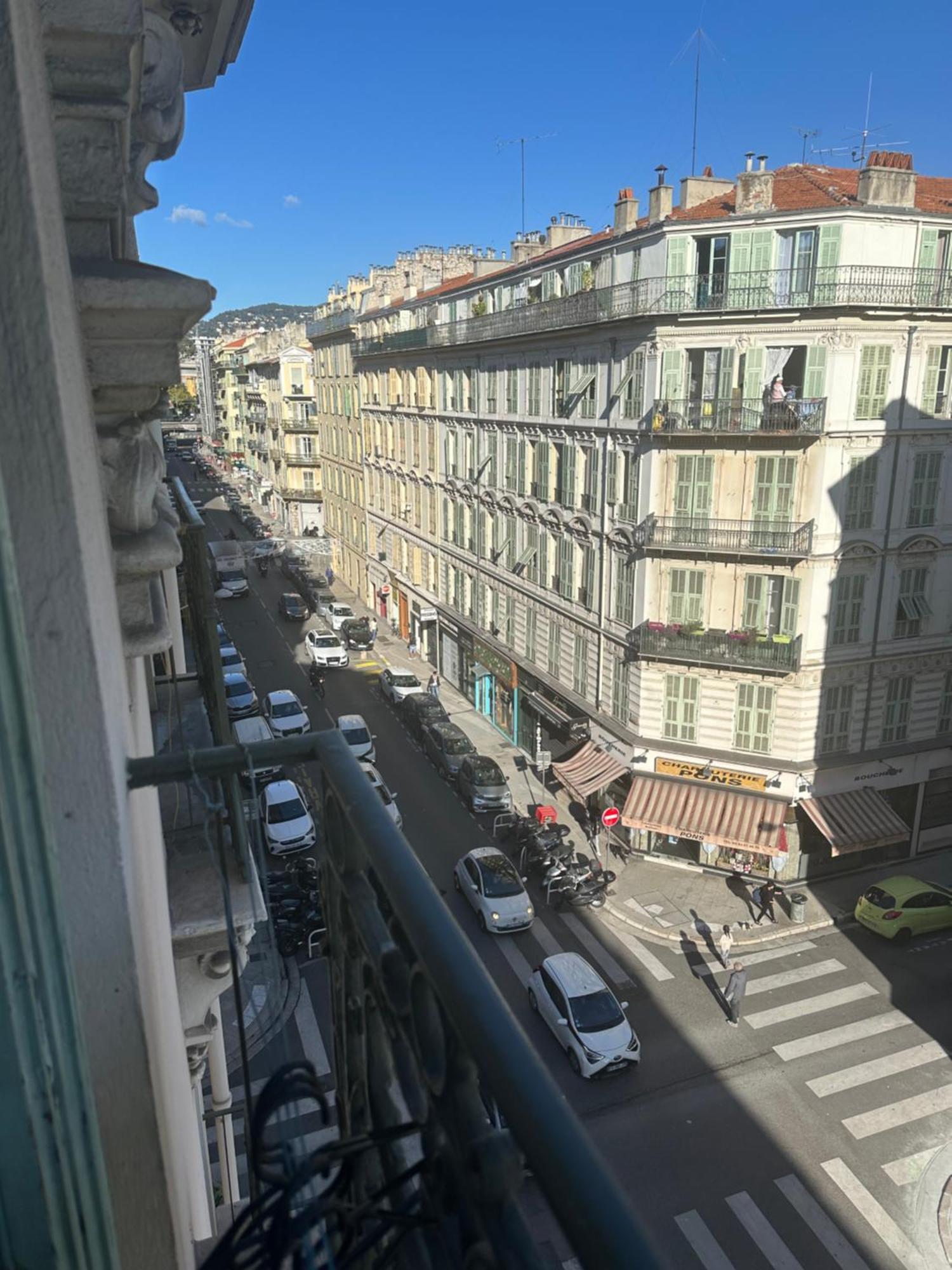 Les Balconnets Centre Aparthotel Nizza