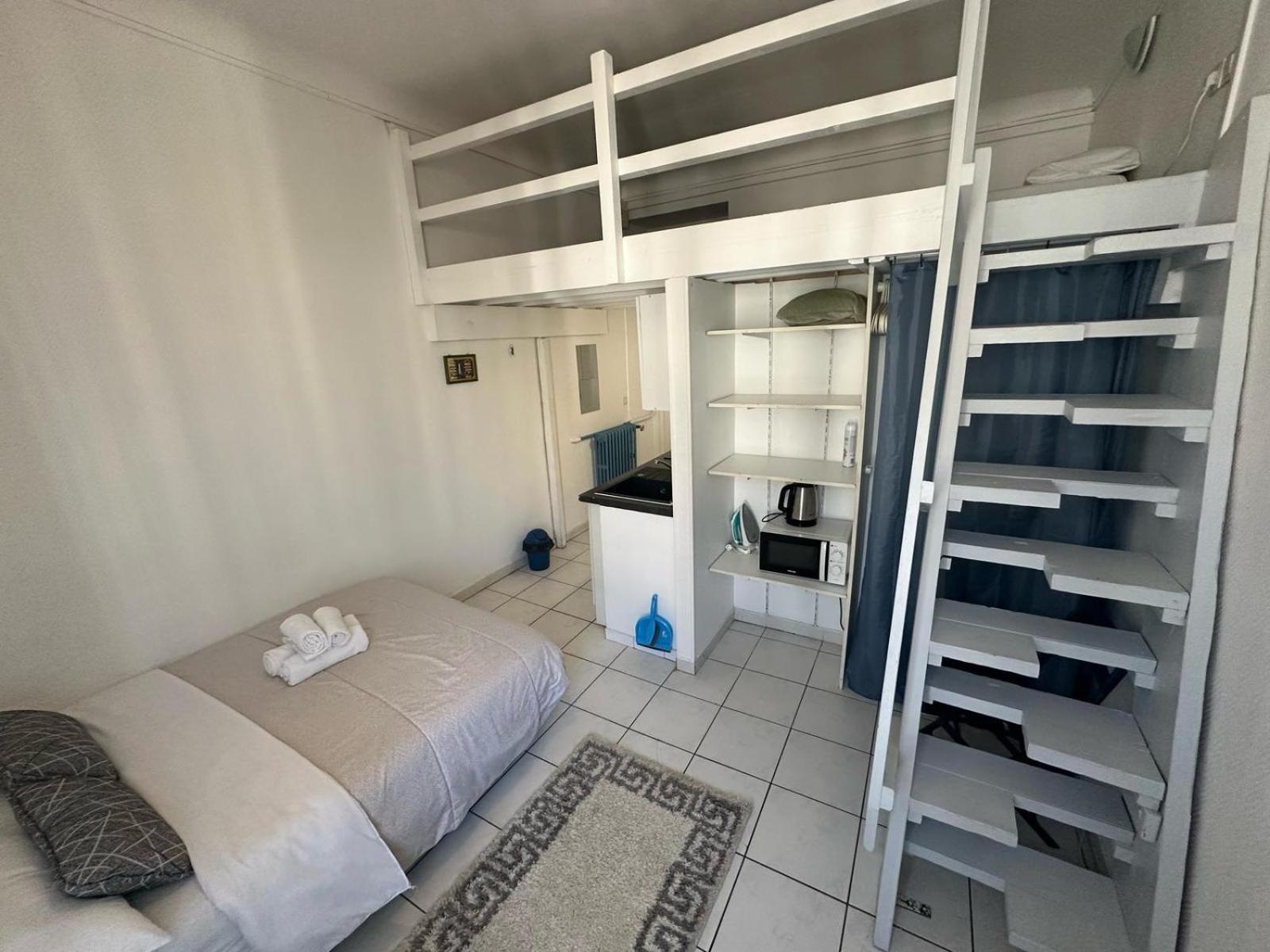 Les Balconnets Centre Aparthotel