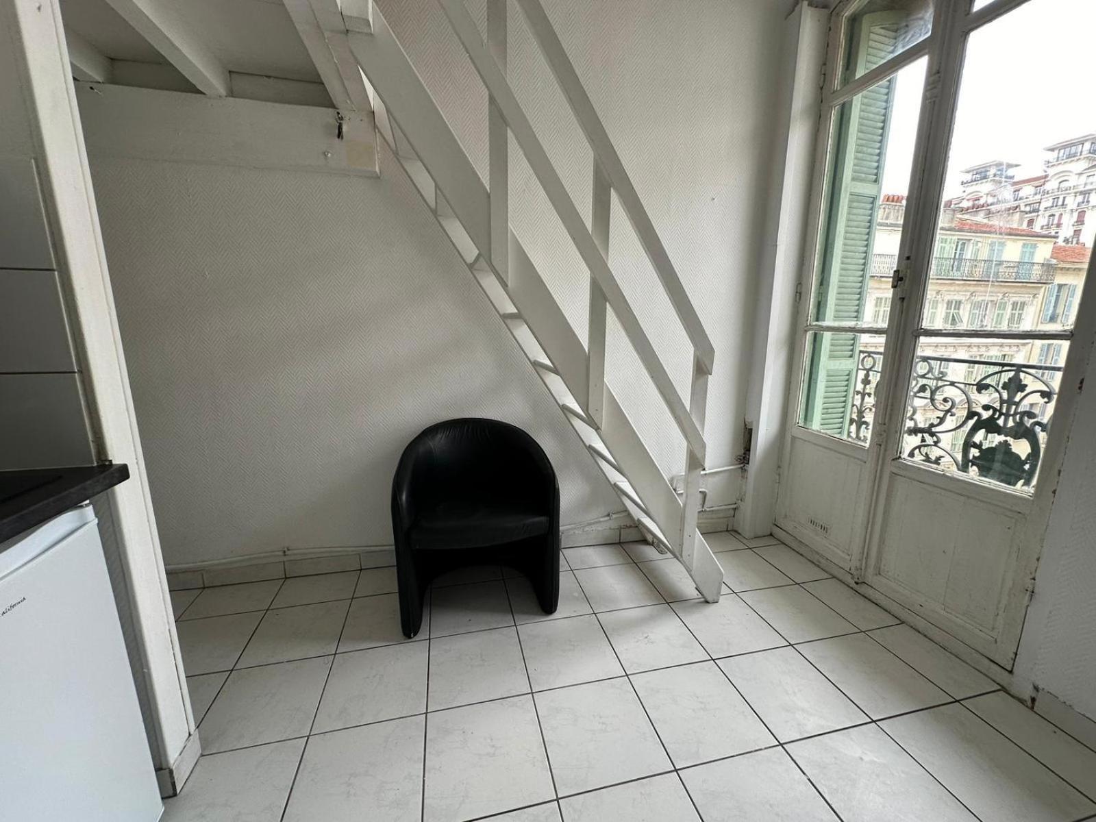Les Balconnets Centre Aparthotel Nizza